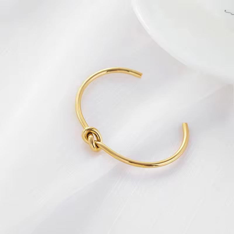 Lien Bangle